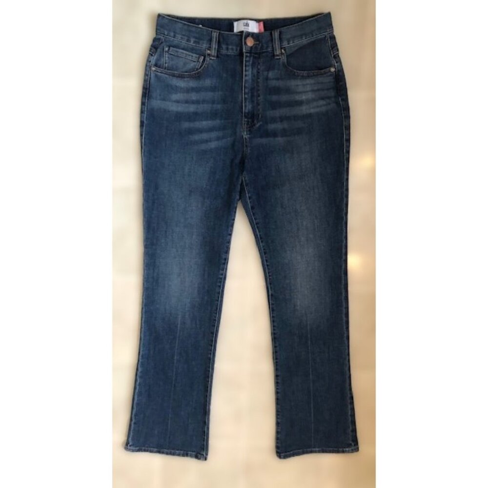 CAbi 5th Avenue Size 6 Medium Wash Jeans With Light Whiskering